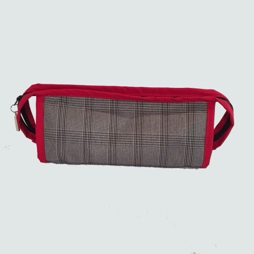 Cosmetic bag