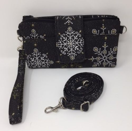 Wristlet wallet