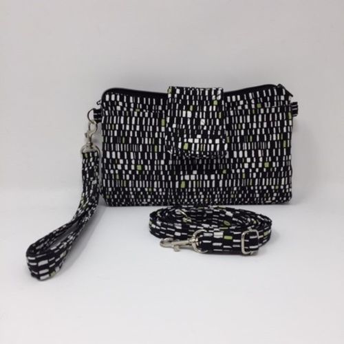 Wristlet wallet