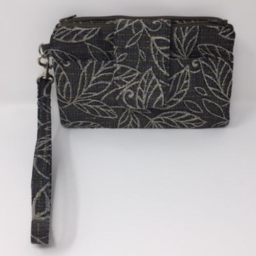 Wristlet wallet