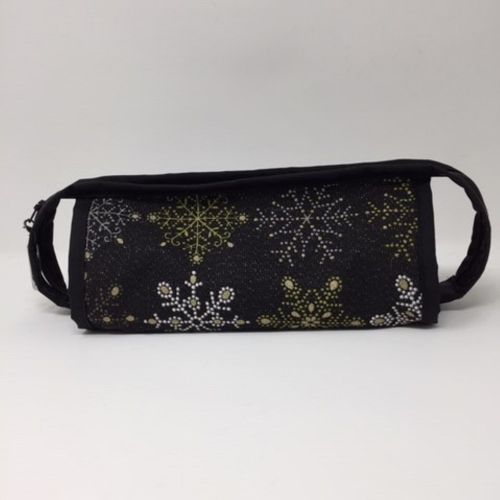 Cosmetic bag